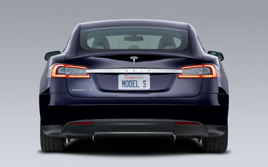  Tesla Model S 2012 года  (фото 84 из 88)